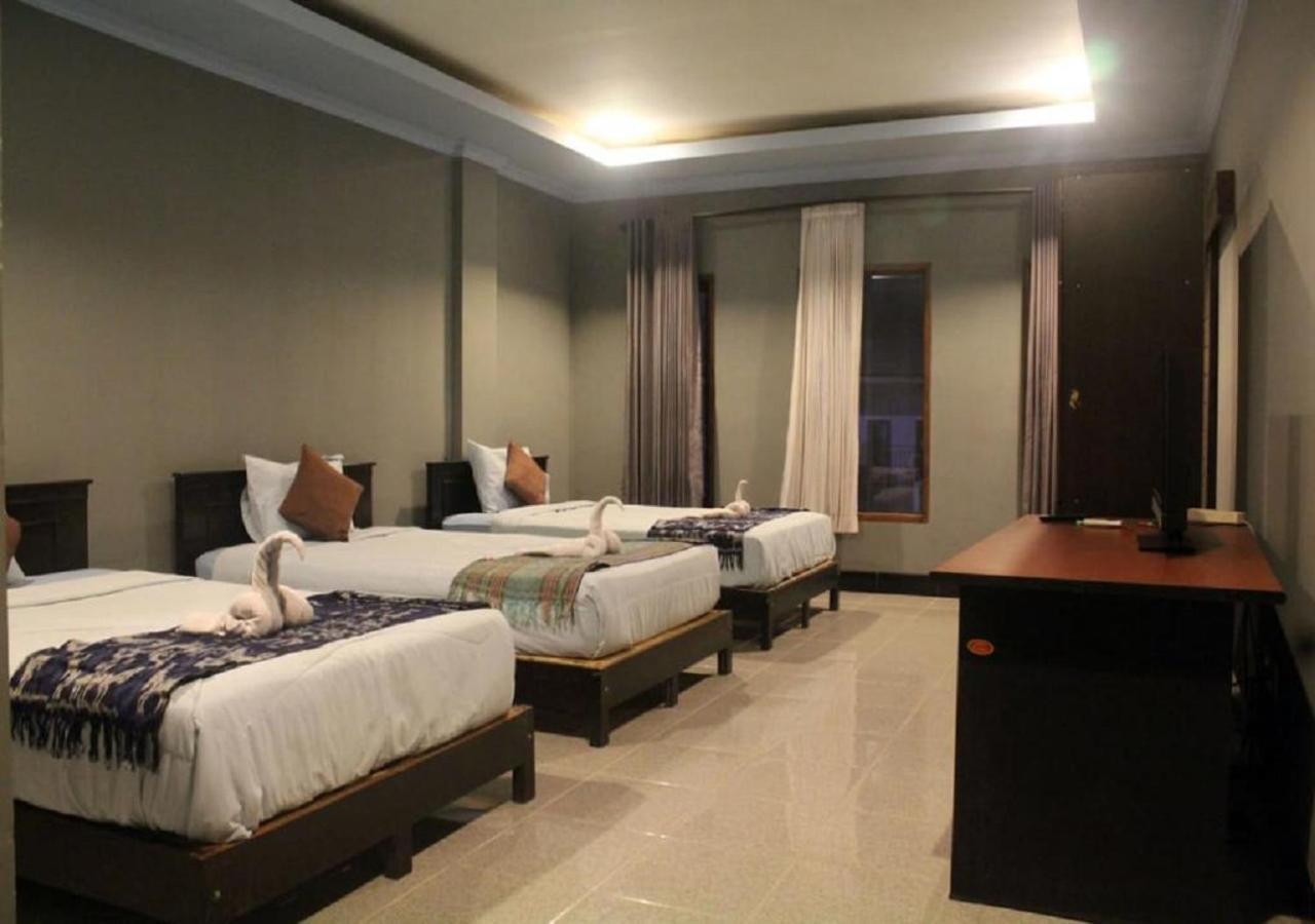 Ridho Malik Hotel Blumbang Bagian luar foto