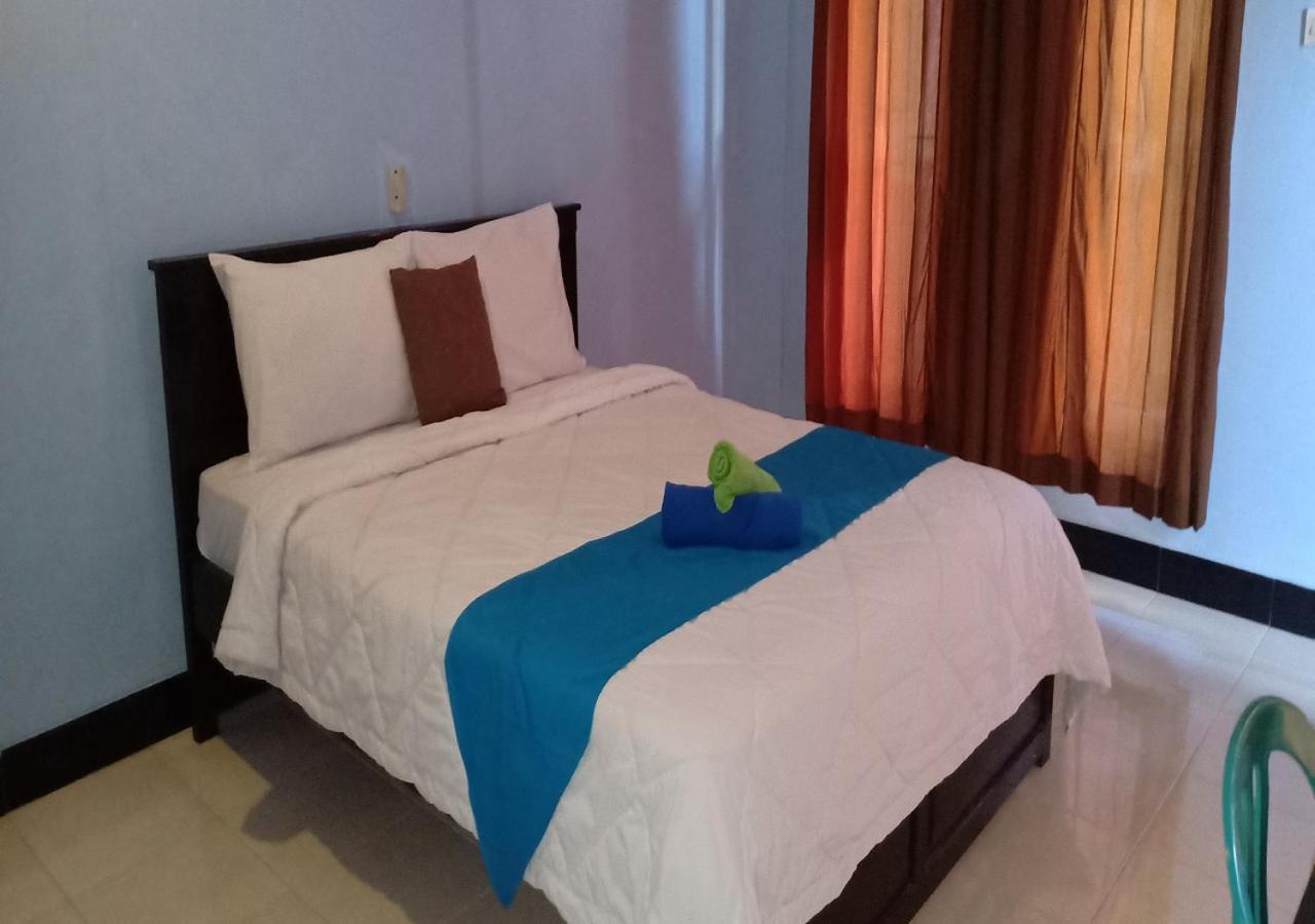 Ridho Malik Hotel Blumbang Bagian luar foto